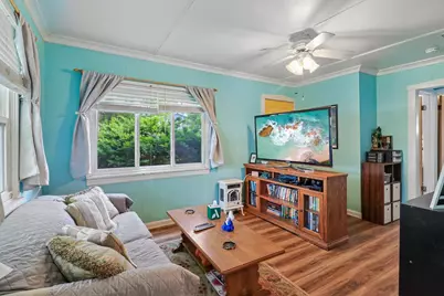 121 Beachview Drive, Round Lake Beach, IL 60073 - Photo 5