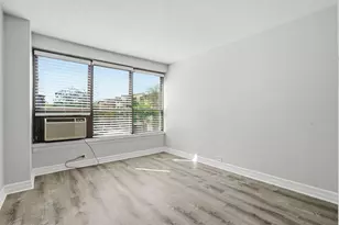 2930 N Sheridan Rd, Chicago, IL 60657 - Photo 15