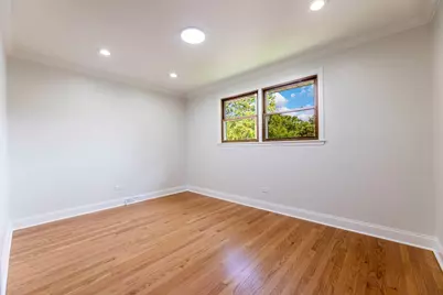 9S215 Florence Avenue, Downers Grove, IL 60516 - Photo 17