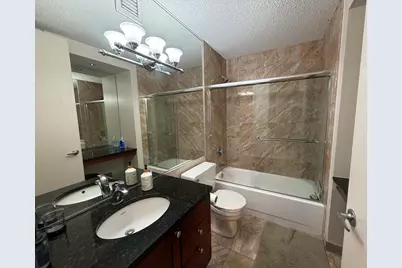 30 E Huron Street #1202, Chicago, IL 60611 - Photo 15