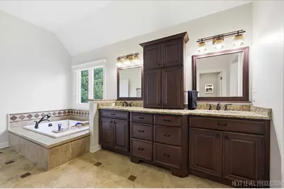 2460 Bird Lane, Batavia, IL 60510 - Photo 23