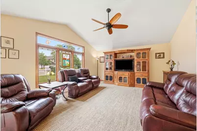 1213 Glen Mor Drive, Shorewood, IL 60404 - Photo 9