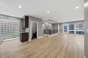 308 W Evergreen Ave, Chicago, IL 60610 - Photo 5