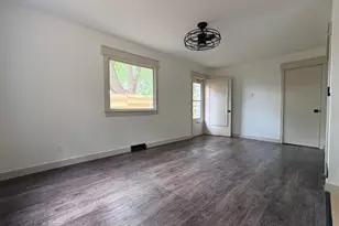 2471 N Jackson Rd, Pecatonica, IL 61063 - Photo 7