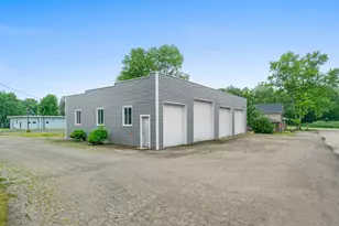 19 Sherman St, Millbrook, IL 60536 - Photo 1