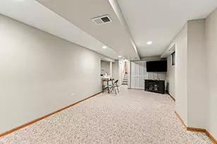 944 Premrose Ct, Romeoville, IL 60446 - Photo 13