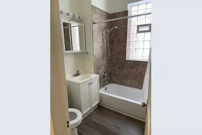 7807 S Marquette Avenue, Chicago, IL 60649 - Photo 3