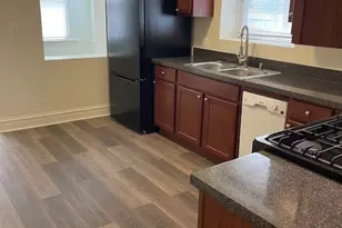 7807 S Marquette Ave, Chicago, IL 60649 - Photo 5
