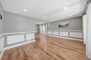 5601 S Sayre Ave, Chicago, IL 60638 - Photo 5