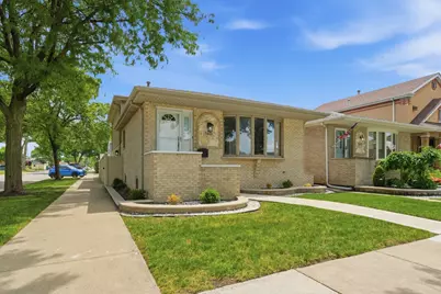 5601 S Sayre Avenue, Chicago, IL 60638 - Photo 3