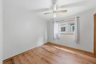 5601 S Sayre Ave, Chicago, IL 60638 - Photo 25