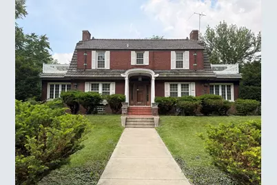 14200 S Burnham Avenue, Burnham, IL 60633 - Photo 1