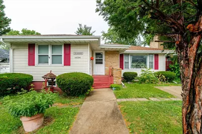 1409 1/2 Mulberry Street, Bloomington, IL 61701 - Photo 1