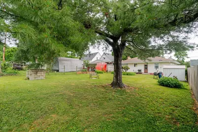 1409 1/2 Mulberry Street, Bloomington, IL 61701 - Photo 27