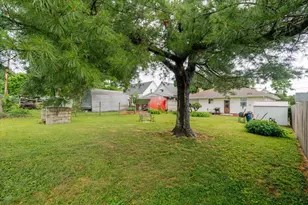 1409 1/2 Mulberry St, Bloomington, IL 61701 - Photo 27