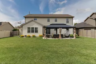2921 Grey Hawk Dr, Normal, IL 61761 - Photo 41