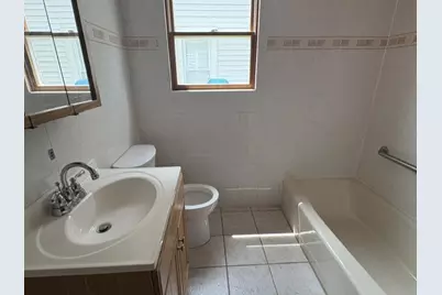 12737 Honore Street, Blue Island, IL 60406 - Photo 7