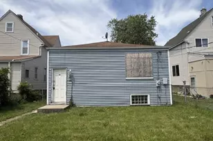 12737 Honore St, Blue Island, IL 60406 - Photo 13