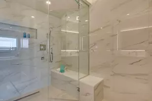 880 N Milwaukee Ave, Chicago, IL 60642 - Photo 11