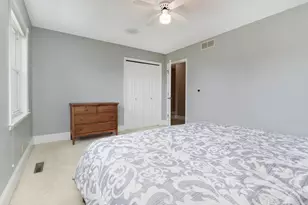 3010 Thornwood Ln, Bloomington, IL 61704 - Photo 31