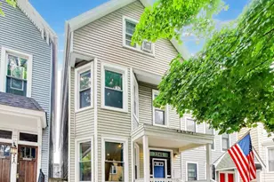 2245 W Melrose St, Chicago, IL 60618 - Photo 59