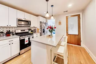 2245 W Melrose St, Chicago, IL 60618 - Photo 35