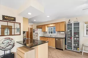 912 N Kaspar Ave, Arlington Heights, IL 60004 - Photo 7
