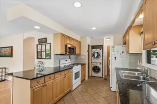 912 N Kaspar Ave, Arlington Heights, IL 60004 - Photo 9