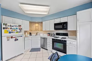 3100 Lexington Ln, Glenview, IL 60026 - Photo 9