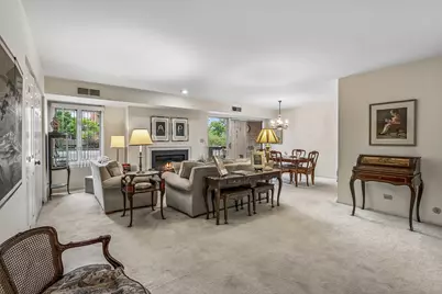 207 Rivershire Lane #207, Lincolnshire, IL 60069 - Photo 3