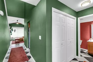 3413 Stoneway Ct, Champaign, IL 61822 - Photo 5