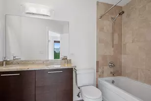 809 W Bradley Pl, Chicago, IL 60613 - Photo 15