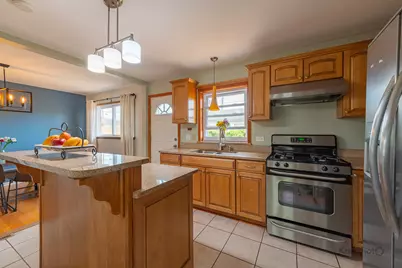 8142 W Lyons Street, Niles, IL 60714 - Photo 11
