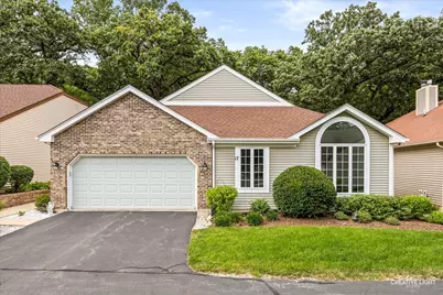 17 White Oak Lane, Elgin, IL 60123 - Photo 1