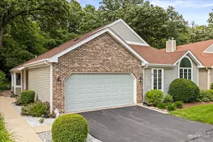 17 White Oak Ln, Elgin, IL 60123 - Photo 3