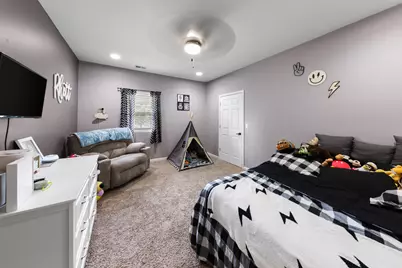 545 E 2nd Street, Coal City, IL 60416 - Photo 9