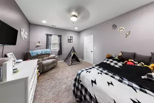 545 E 2nd St, Coal City, IL 60416 - Photo 9