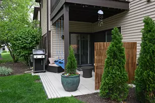 1518 Harbour Ct, Schaumburg, IL 60193 - Photo 23