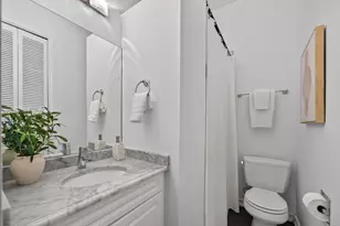 820 W Webster Ave, Chicago, IL 60614 - Photo 17