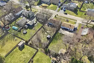 349 Woodland Dr, Grayslake, IL 60030 - Photo 27