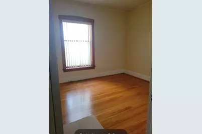 6939 N Hamilton Avenue #1, Chicago, IL 60645 - Photo 9