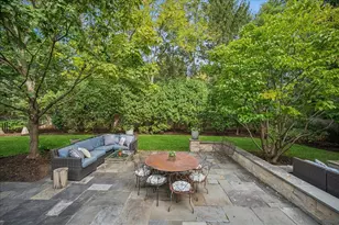 [Address not provided], Winnetka, IL 60093 - Photo 63