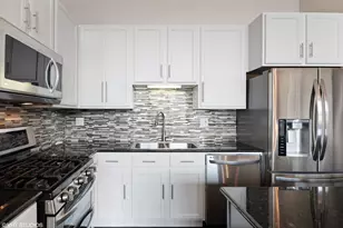215 N Aberdeen St, Chicago, IL 60607 - Photo 9