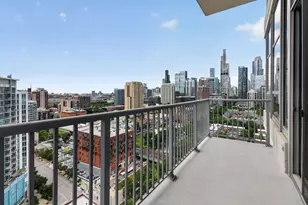 1600 S Prairie Ave, Chicago, IL 60616 - Photo 25