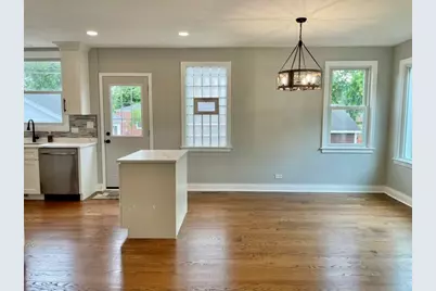 3335 Sunnyside Avenue, Brookfield, IL 60513 - Photo 9