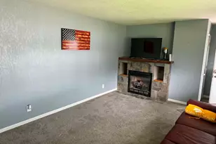 206 S Park St, Alpha, IL 61413 - Photo 7
