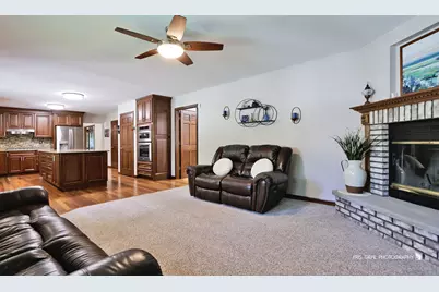 39522 N Harmony Court, Wadsworth, IL 60083 - Photo 11