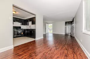 3846 169th St, Country Club Hills, IL 60478 - Photo 9