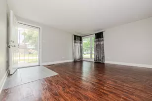 3846 169th St, Country Club Hills, IL 60478 - Photo 5