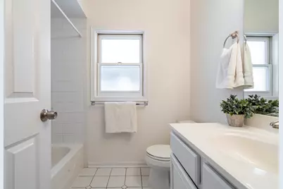 1447 W Walton Street #2, Chicago, IL 60622 - Photo 19